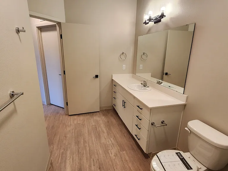 The Vicara Apartments & Townhomes — Photo 24