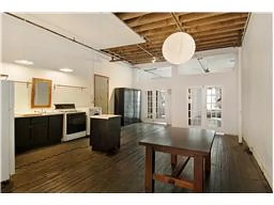 Rented by Douglas Elliman | media 33