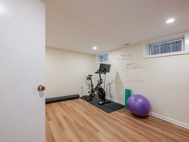 3906 Ingomar St NW — Photo 8