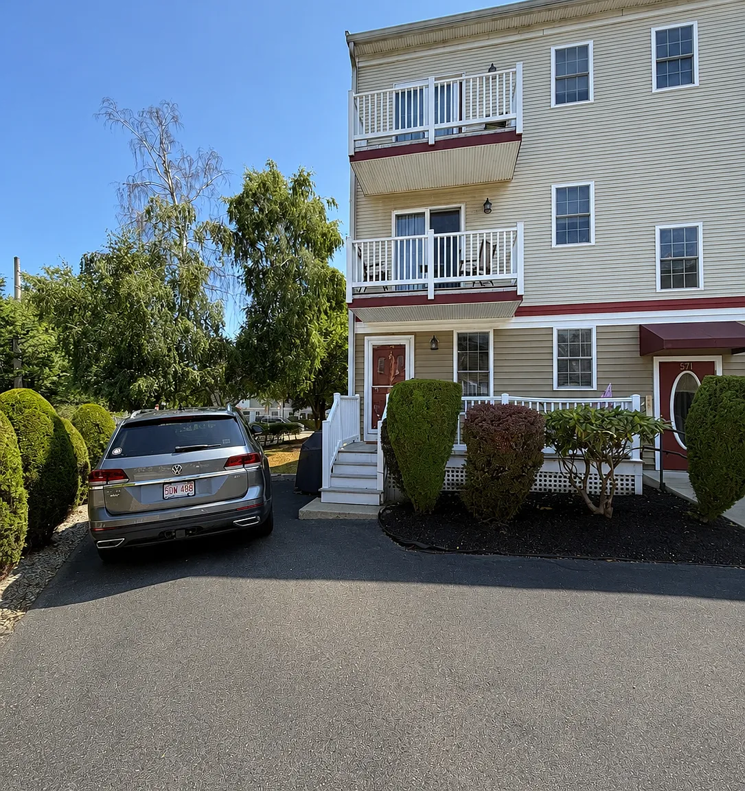 2 bed, 1.5 bath, 1200 sqft, $3,250 — Photo 4
