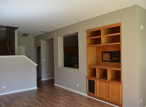 5th image of 164 Heather Glen Dr