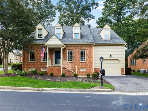 2501 Durhamshire Pl, Midlothian, VA 23113