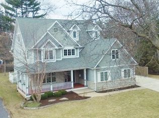 1032 S Spring Ave, La Grange, IL 60525