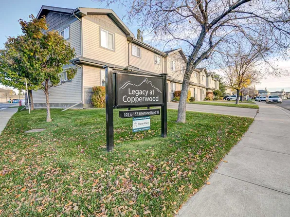105 Silkstone Rd W Unit 2, Lethbridge, AB T1J 3A8