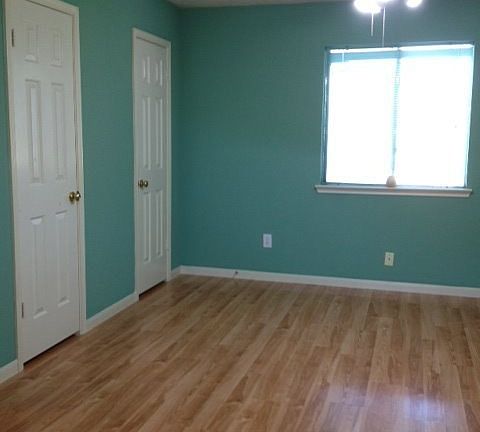 2nd image of 18714 Appletree Hill Ln