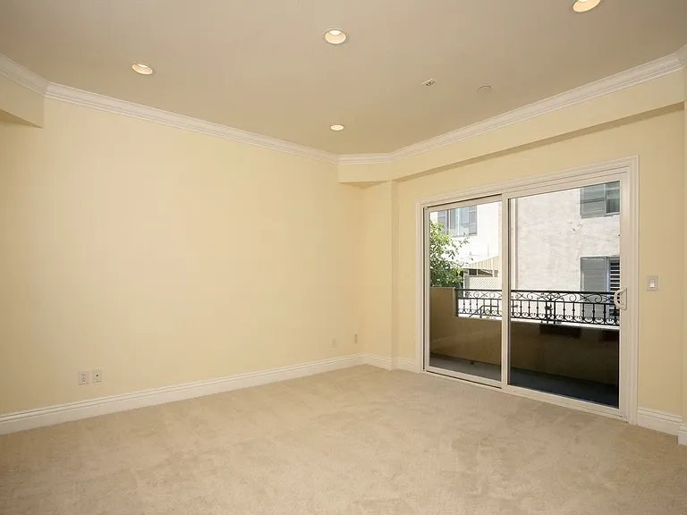 1540 S Bentley Ave #103 — Photo 7