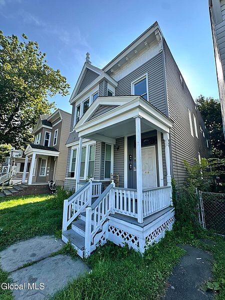 5th image of 143 6th Avenue