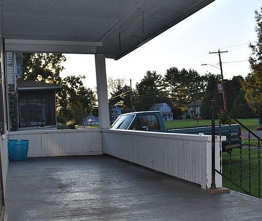 3rd image of 88 Kirby St