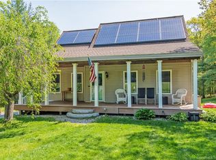 21 Pequot Cir, Killingly, CT 06239