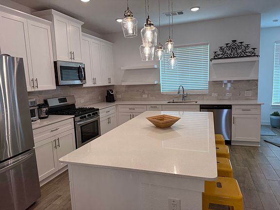 4th image of 7124 Talon Bluff Dr