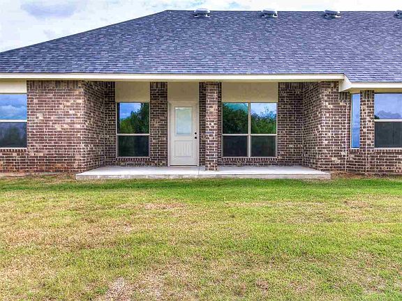 4th image of 2228 E Grassland Ln