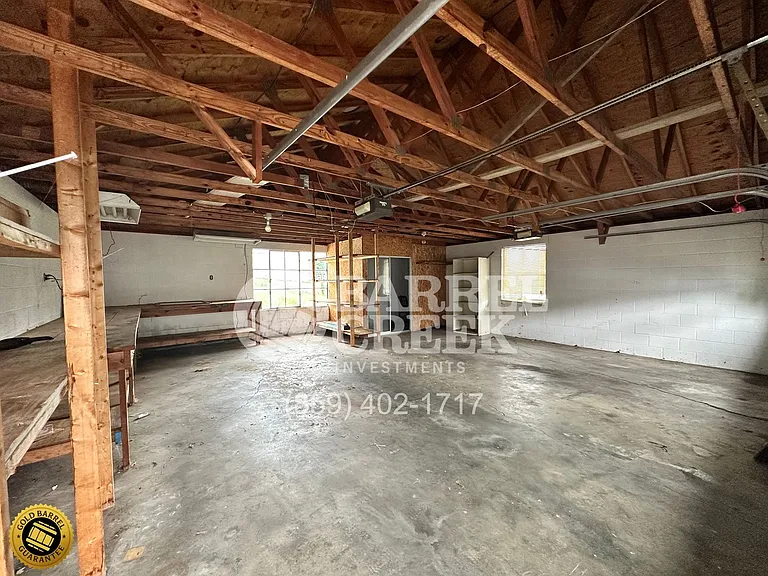 132 Nichols St — Photo 11