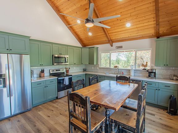 5th image of 3184 N Southard Dr