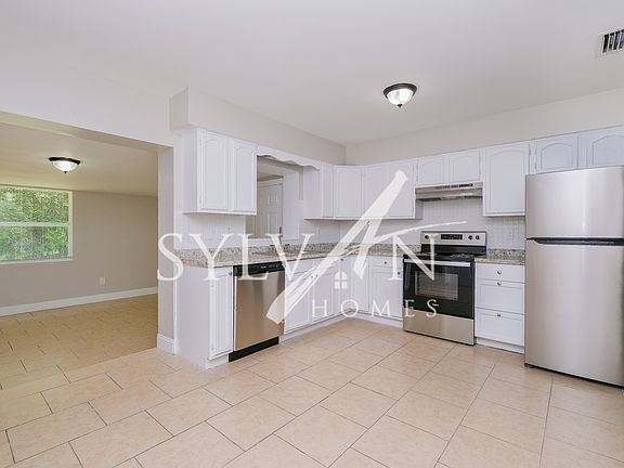 016-photo-kitchen-11448647_08032022