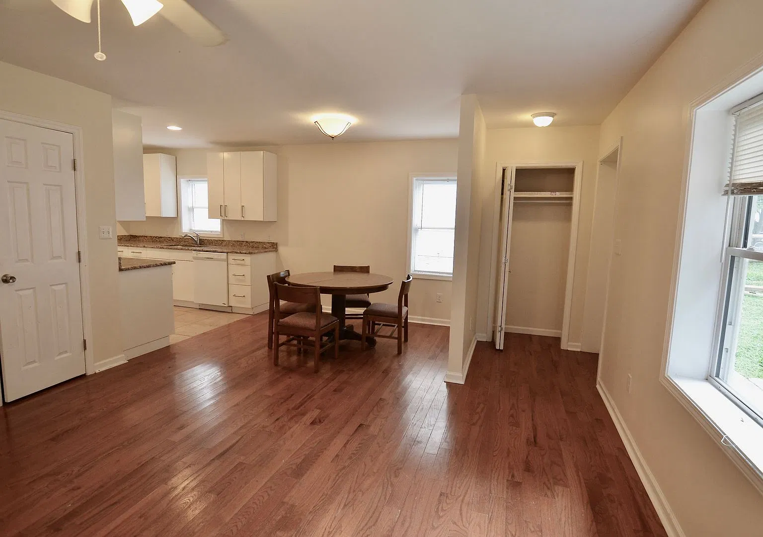 114 Eugene Street — Photo 4