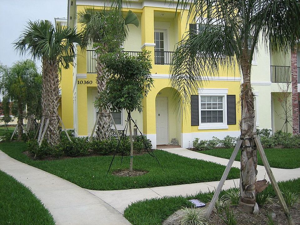 First Floor Corner Unit Facing Park
