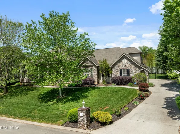 3756 Andrew Boyd Dr, Maryville, TN 37804