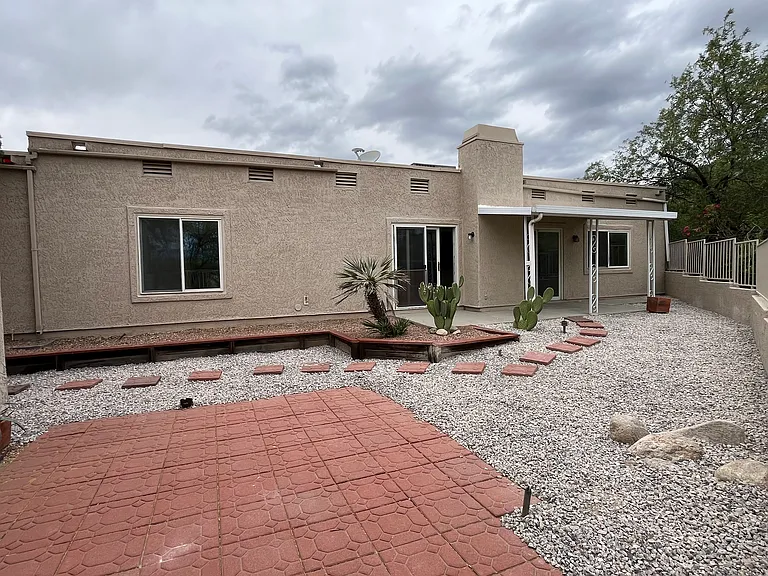 5540 N Mica Mountain Dr — Photo 37