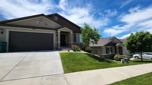 1071 W 530 N Photo 1