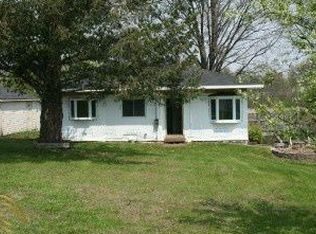 1199 Garden Rd, Milford, MI 48381