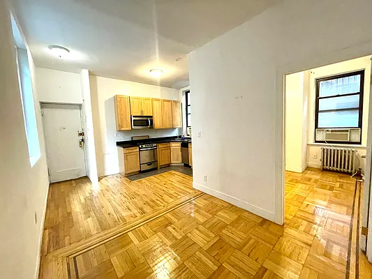 Rented by City Connections Realty | media 13