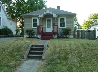 413 N 36th St, Belleville, IL 62226