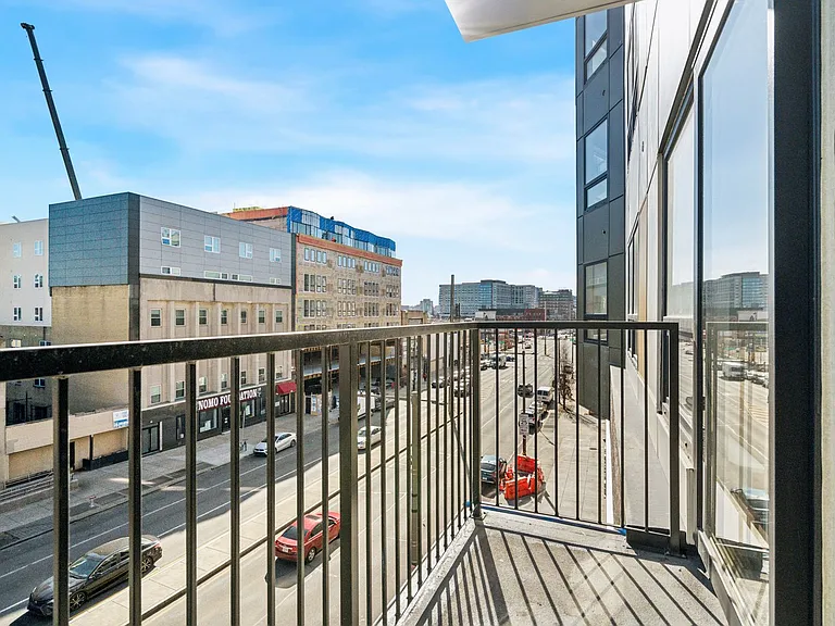 The Lyle on Broad — Photo 258