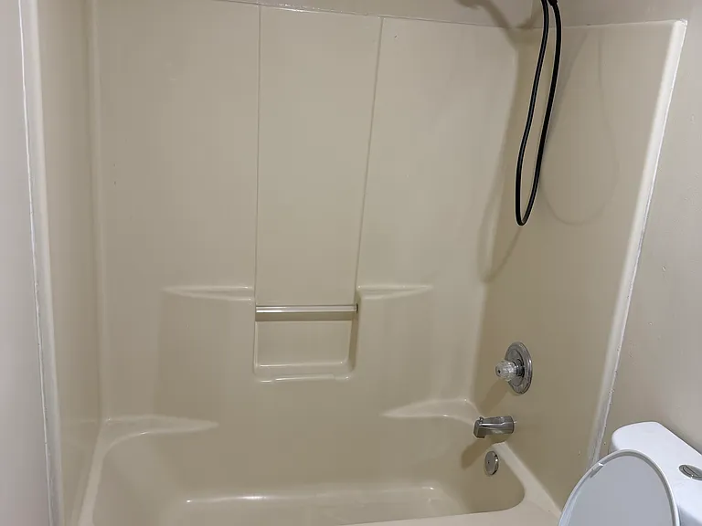 61 Tyler St #B — Photo 9