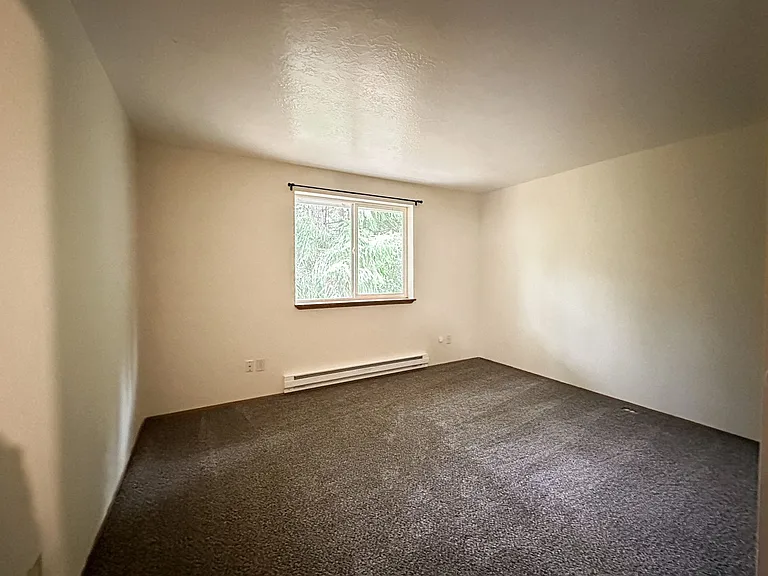 7646 Shilohwood Pl NW — Photo 14