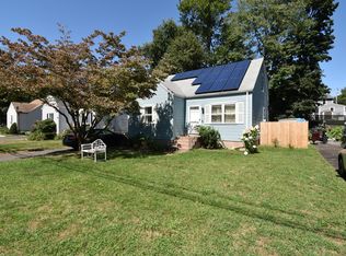 121 Westerly St, Manchester, CT 06042