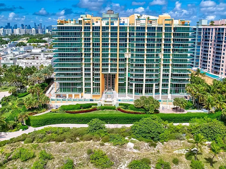 1455 Ocean Dr #902 — Photo 35