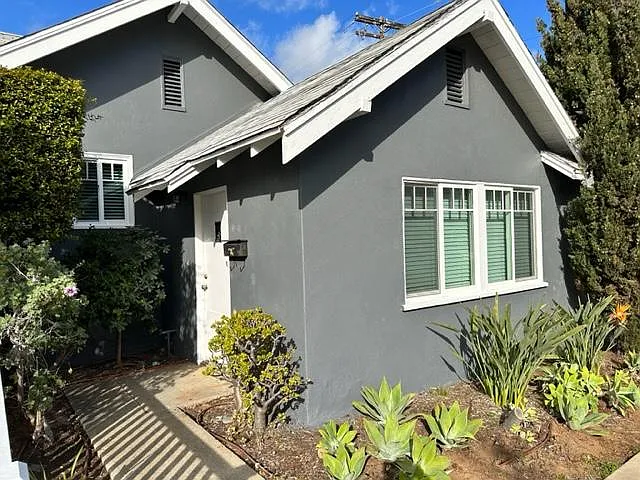 236 W East St W — Photo 17