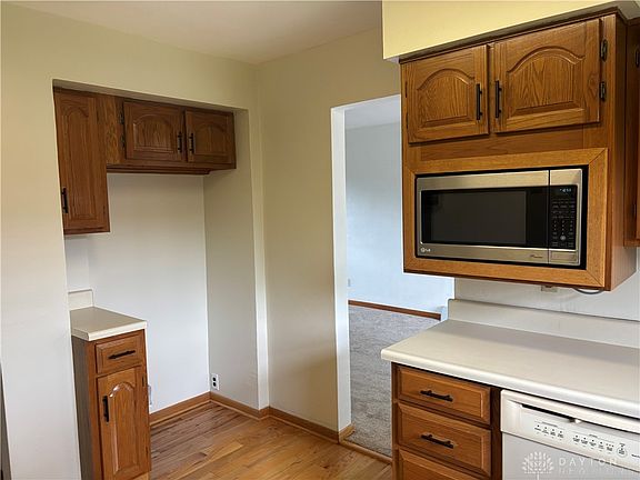 4th image of 2518 Loris Dr