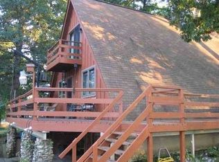 1606 Cou Falls Rd NW, Swisher, IA 52338