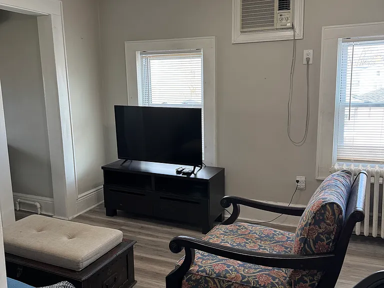 457 Front St #3 — Photo 9