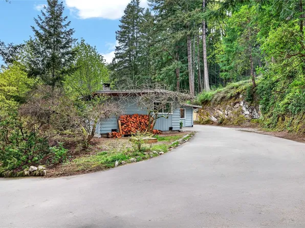 1465 N End Rd, Salt Spring Island, BC V8K 1M5