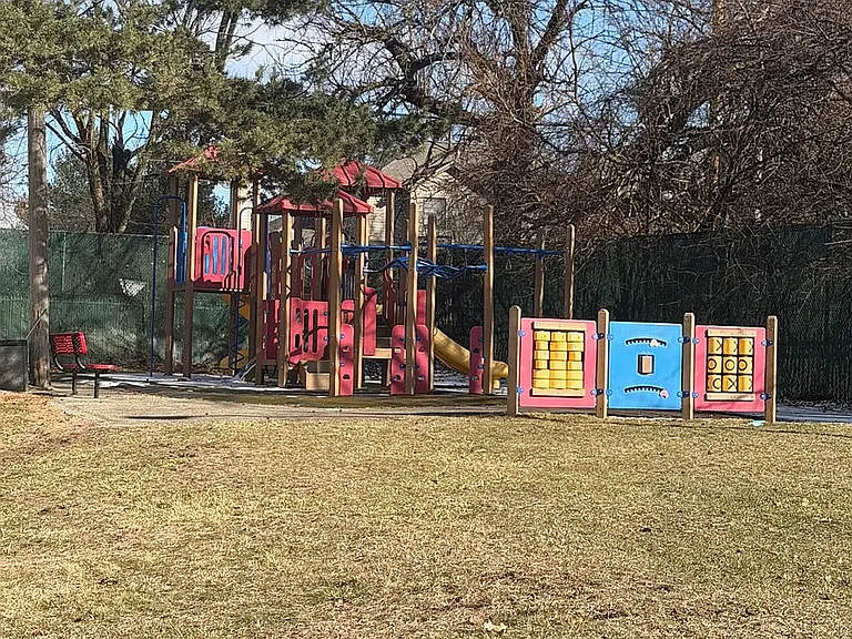 Hough Woods — Photo 17