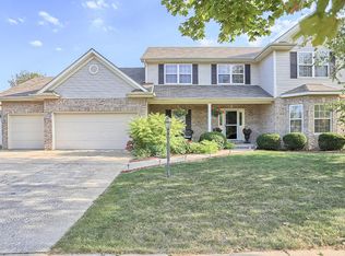 4511 Graves Ct, Champaign, IL 61822