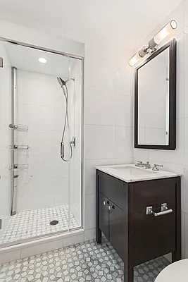Sold by BLU Real Estate | media 17