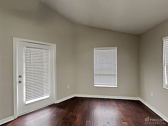 5th image of 2974 Wild Pepper Ave