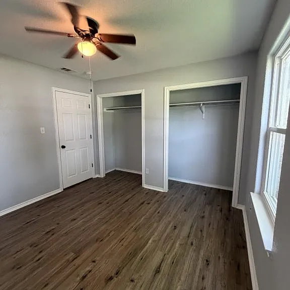 484 Cordova Ter — Photo 10