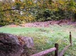 3 Long Pond Rd, Danville, NH 03819