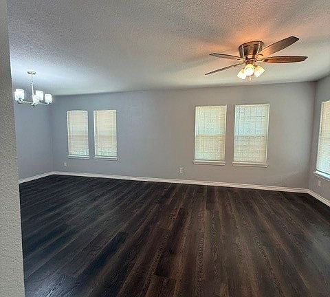 4th image of 3823 Jamaica St