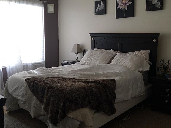 Master Bedroom- walk in closet