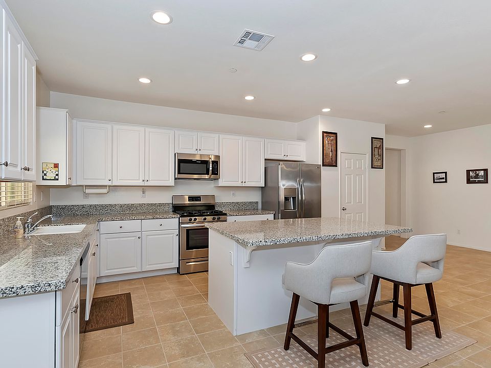 1st image of 42895 Vistana Ct