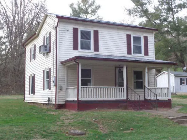 305 Long Hollow Rd, Buena Vista, VA 24416