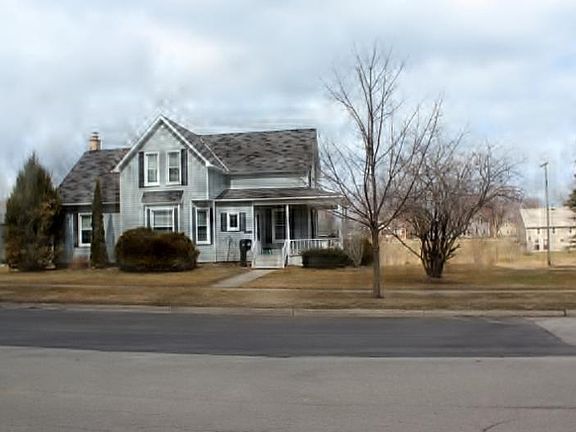 2nd image of 503 School St