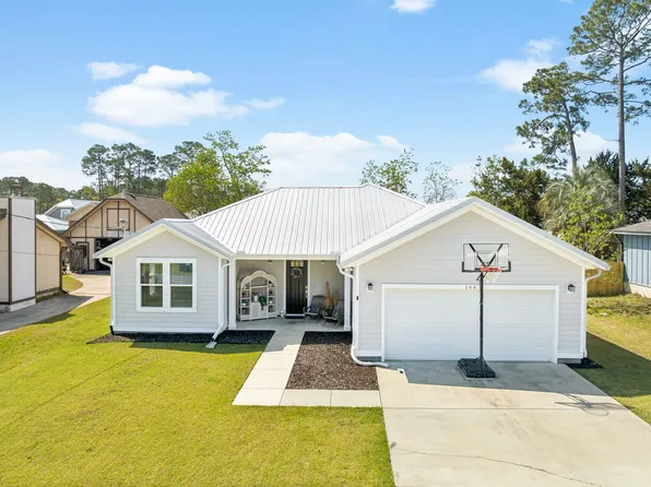 166 Manistee Dr, Panama City Beach, FL 32413