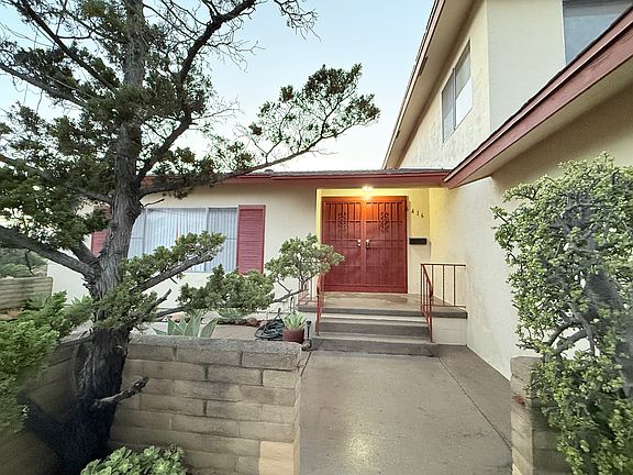 Front Entry to the House