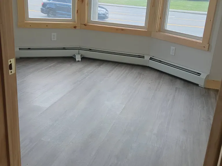 561 Main St #1 — Photo 8
